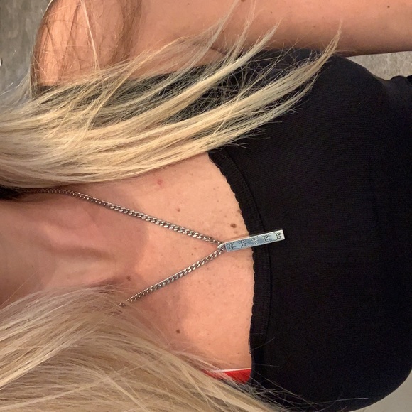 Gucci Necklace - Picture 4 of 4